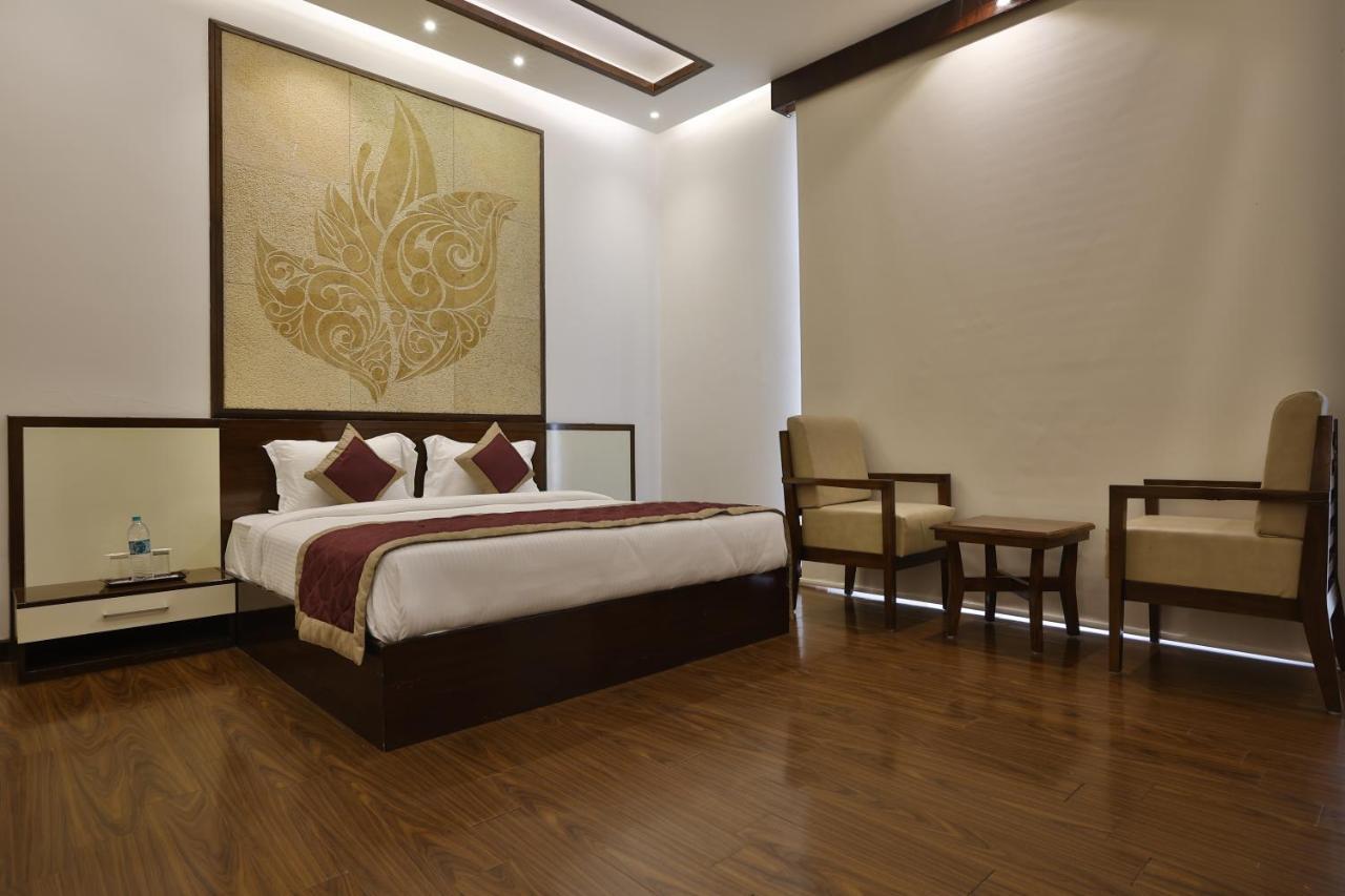 Mannat Haveli Hotel Kurukshetra Exterior photo